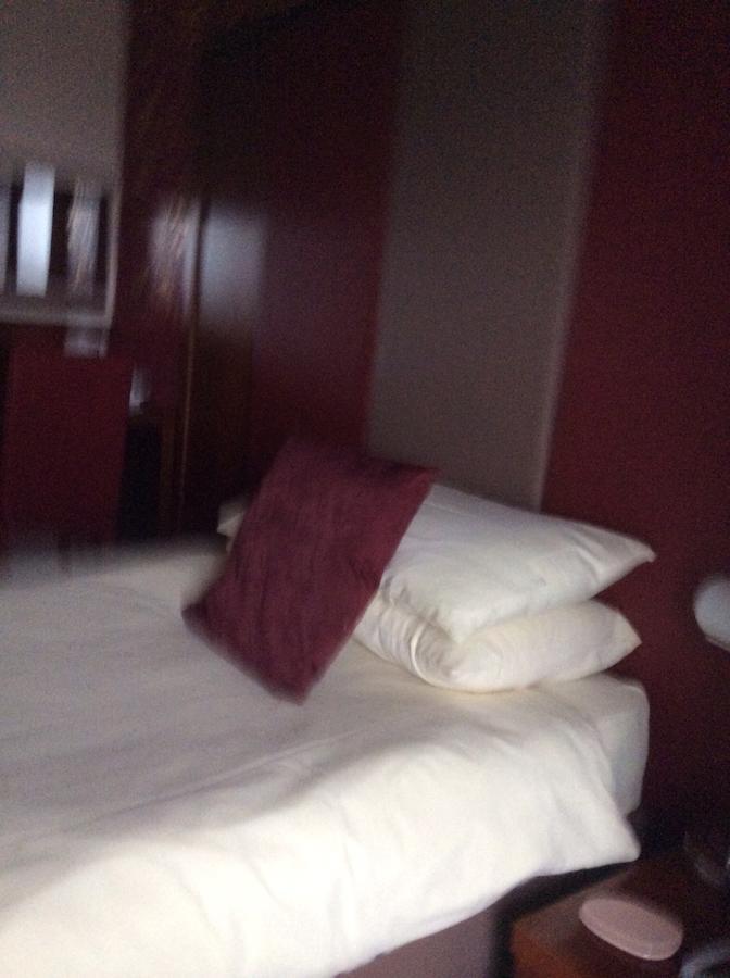 Polochar Inn Pollachara Oda fotoğraf